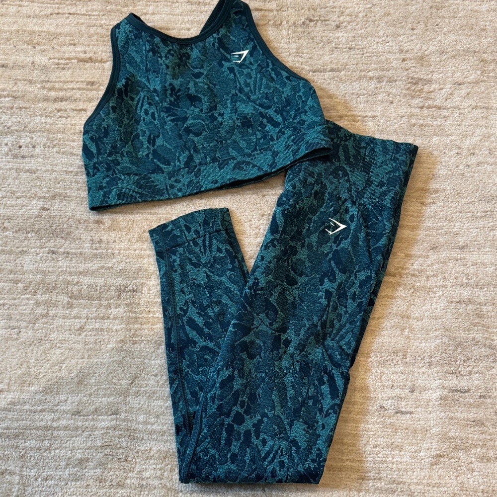Gymshark Teal Patterned Sports Set